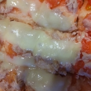 離乳食後期～手づかみ食べに◎トマトチーズトースト